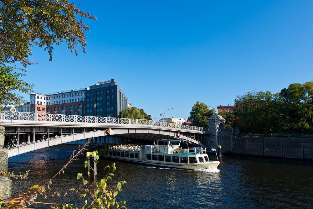 Adrema Hotel Berlim Exterior foto